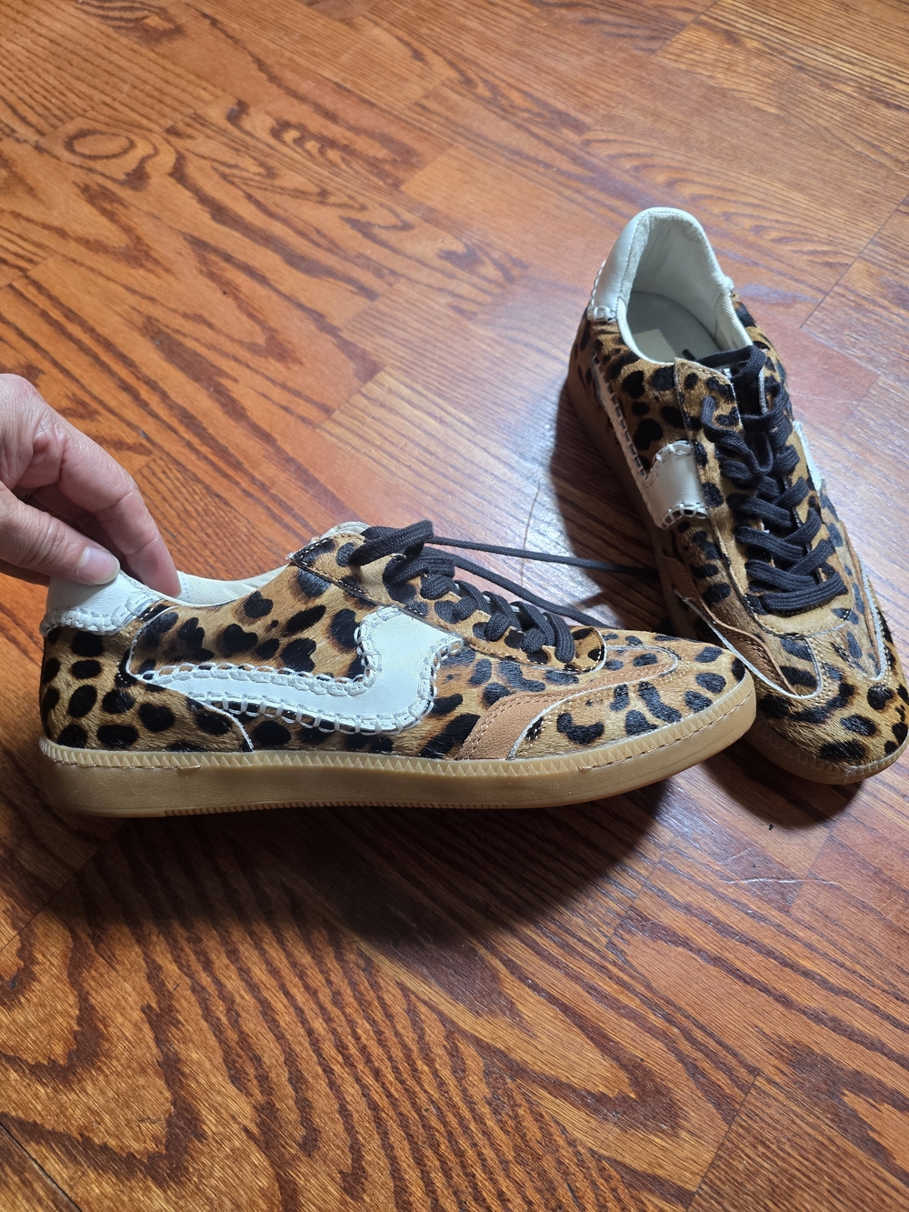 Dolce Vita Notice Stitch Leopard Calf Hair Sneakers Women's Size 10 Gum Sole
